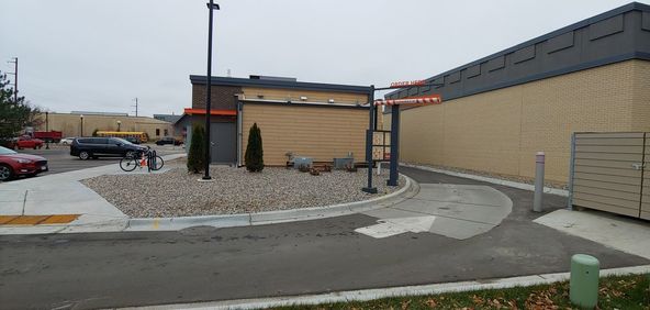 Chaska Retail Multi-Tenant Retail For Lease: 700 N Chestnut St, Chaska, MN 55318